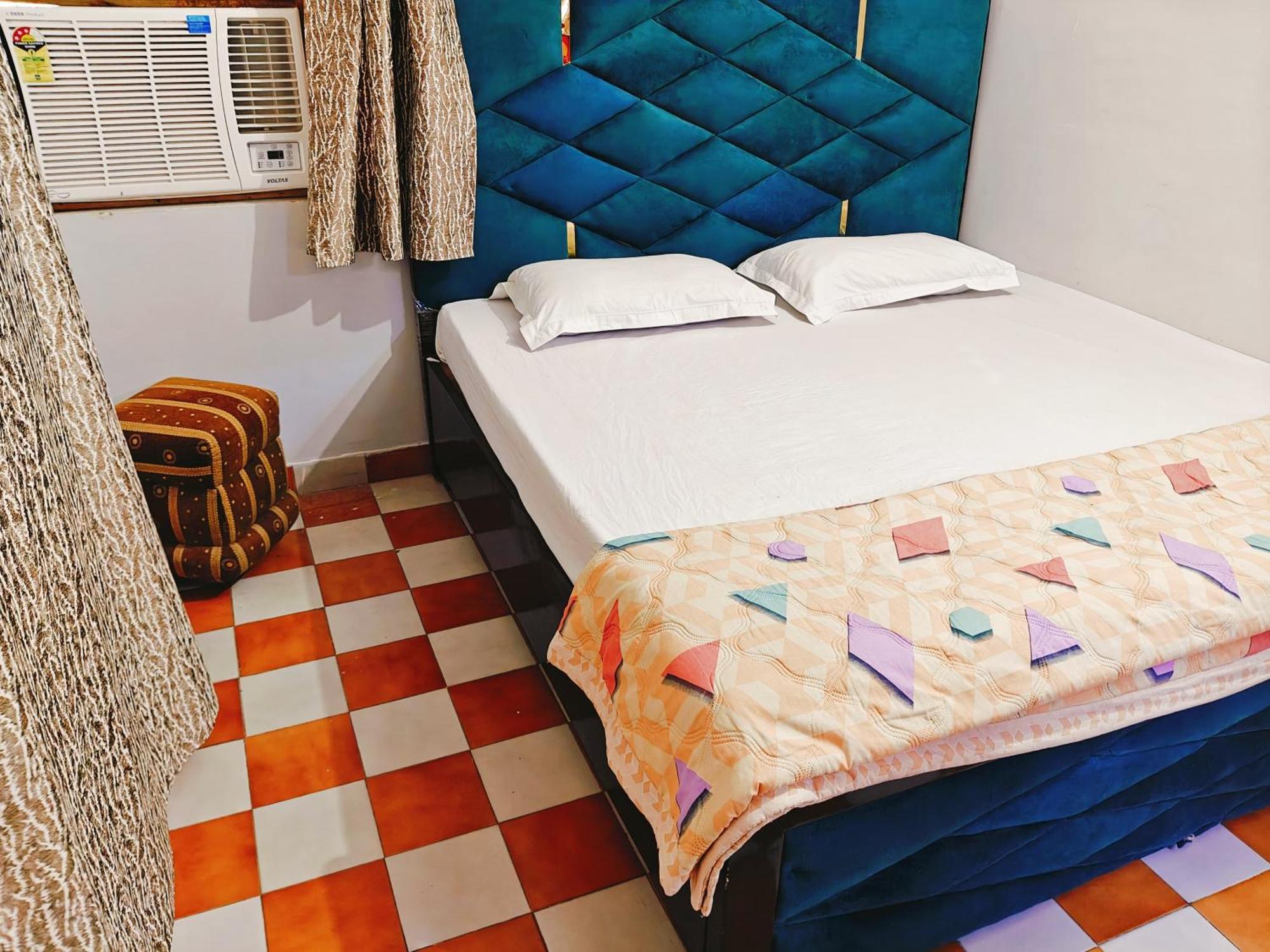 Kiara Home Stays Varanasi Exteriör bild